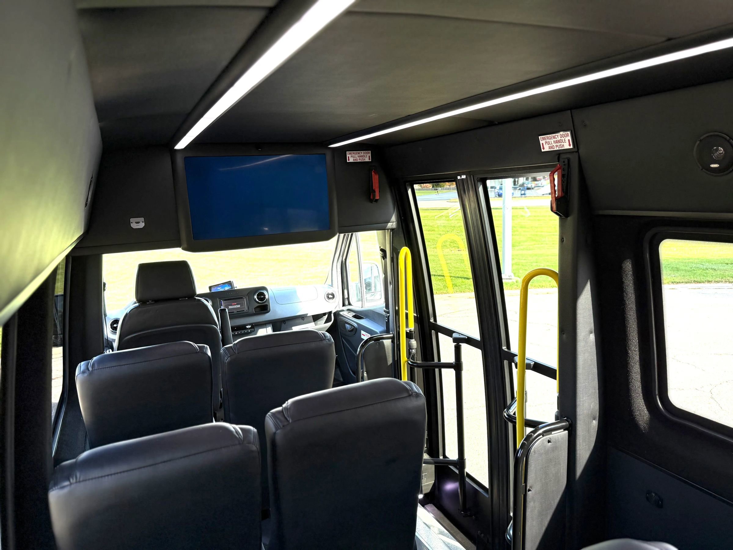 Used 2019 Mercedes-Benz Sprinter 3500 image 27