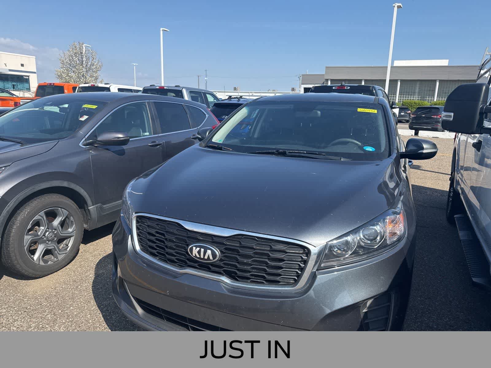 Used 2020 Kia Sorento LX FWD image 1