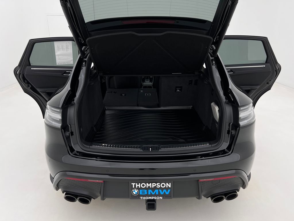 Used 2024 Porsche Macan GTS image 24