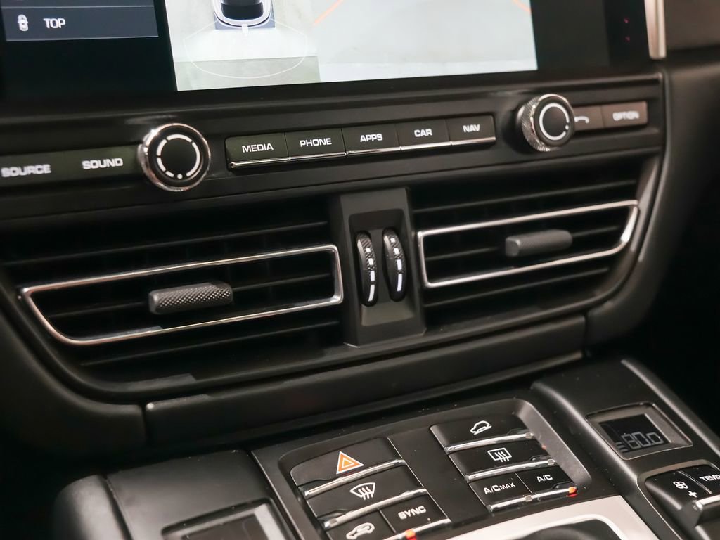 Certified 2020 Porsche Macan GTS image 32