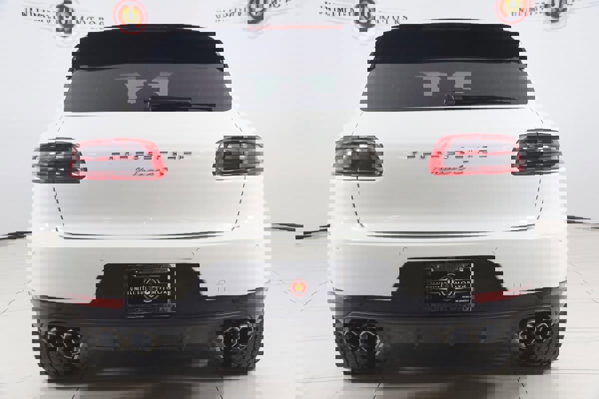 Used 2015 Porsche Macan S image 45