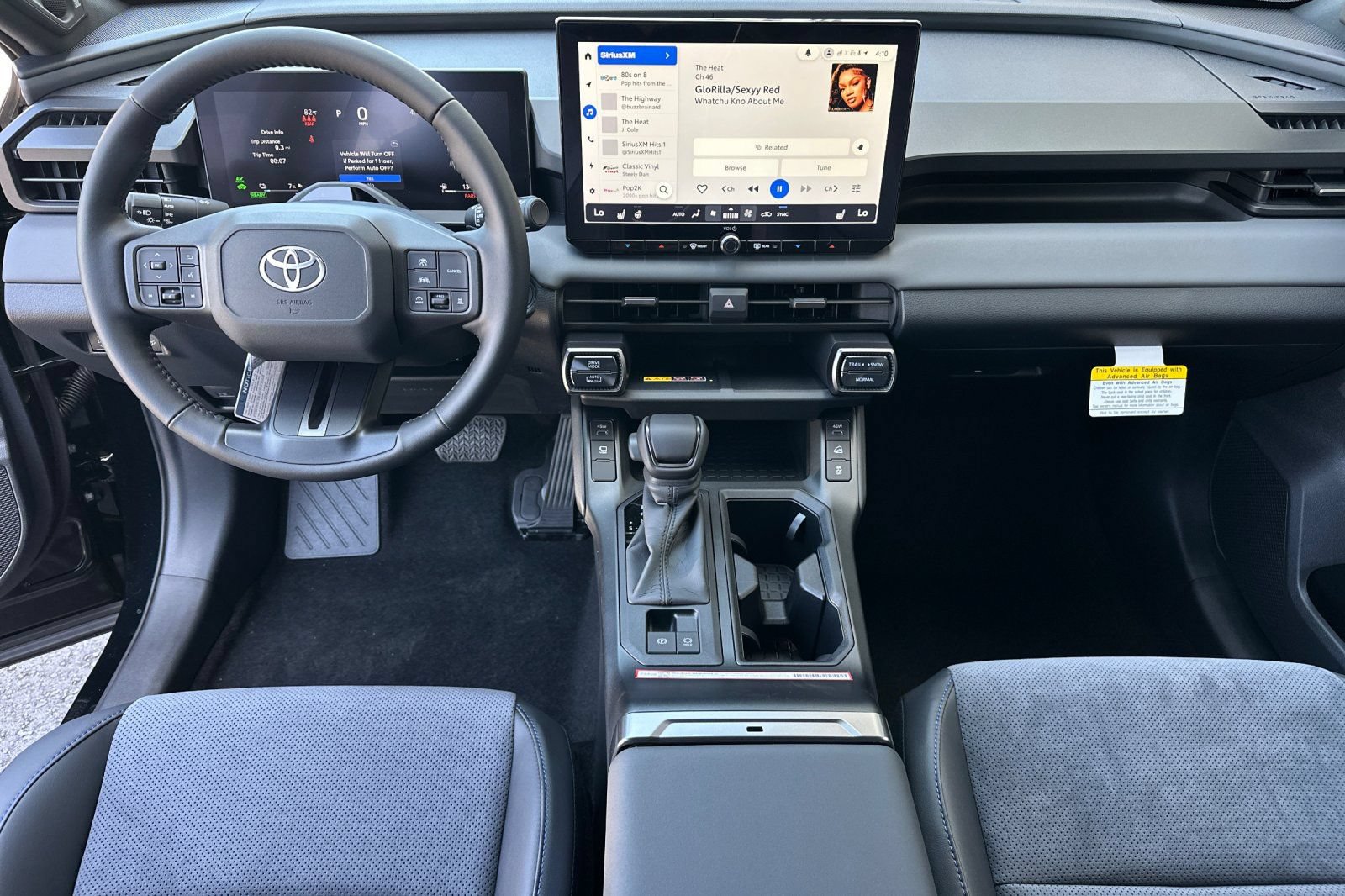 New 2026 Toyota RAV4 XSE w/ Panoramic Sun Roof Package AWD/4WD image 15