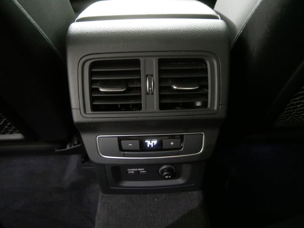 Used 2021 Audi Q5 2.0T Premium image 21