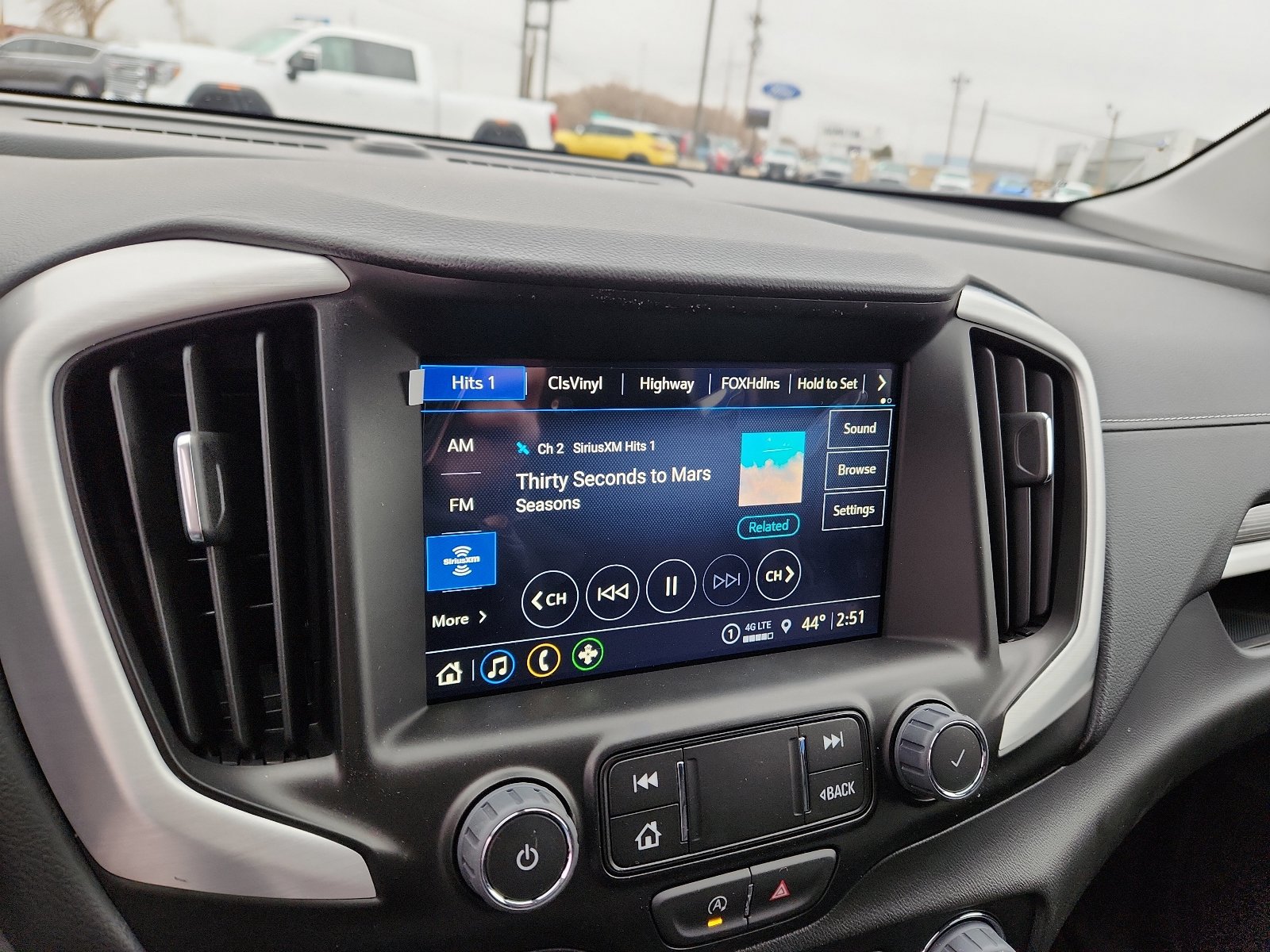 New 2024 GMC Terrain SLT w/ Elevation Edition FWD image 16