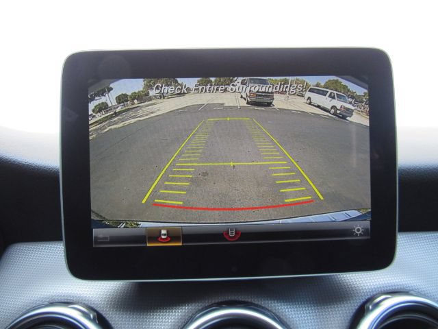 Used 2020 Mercedes-Benz GLA 250 w/ Premium Package image 10
