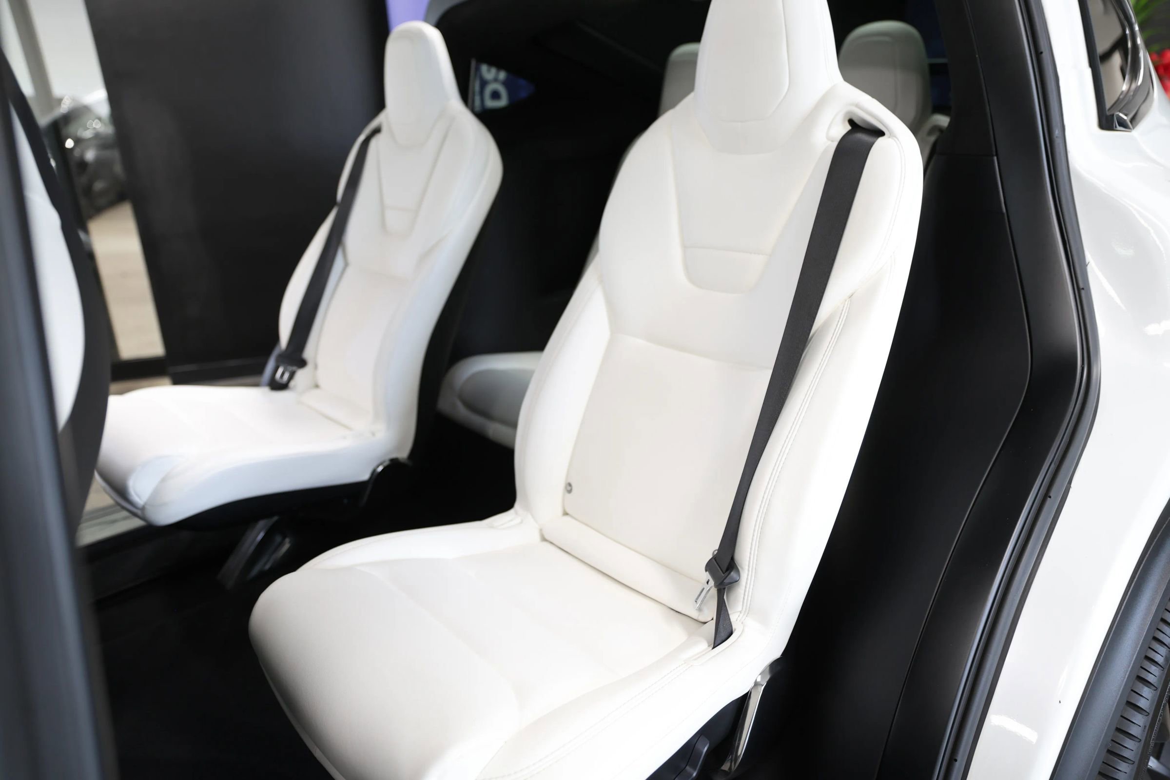 Used 2017 Tesla Model X 100D image 45