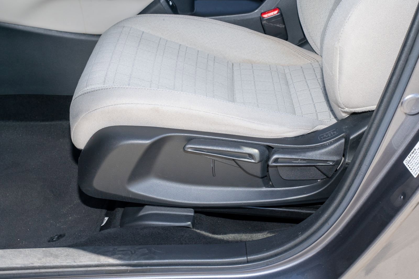 Used 2023 Honda HR-V LX image 27