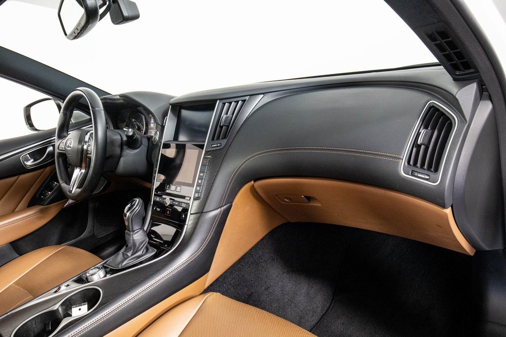 Used 2024 INFINITI Q50 Sensory image 14