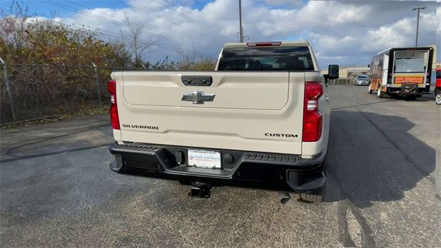 New 2026 Chevrolet Silverado 2500 Custom w/ Custom Value Package image 9