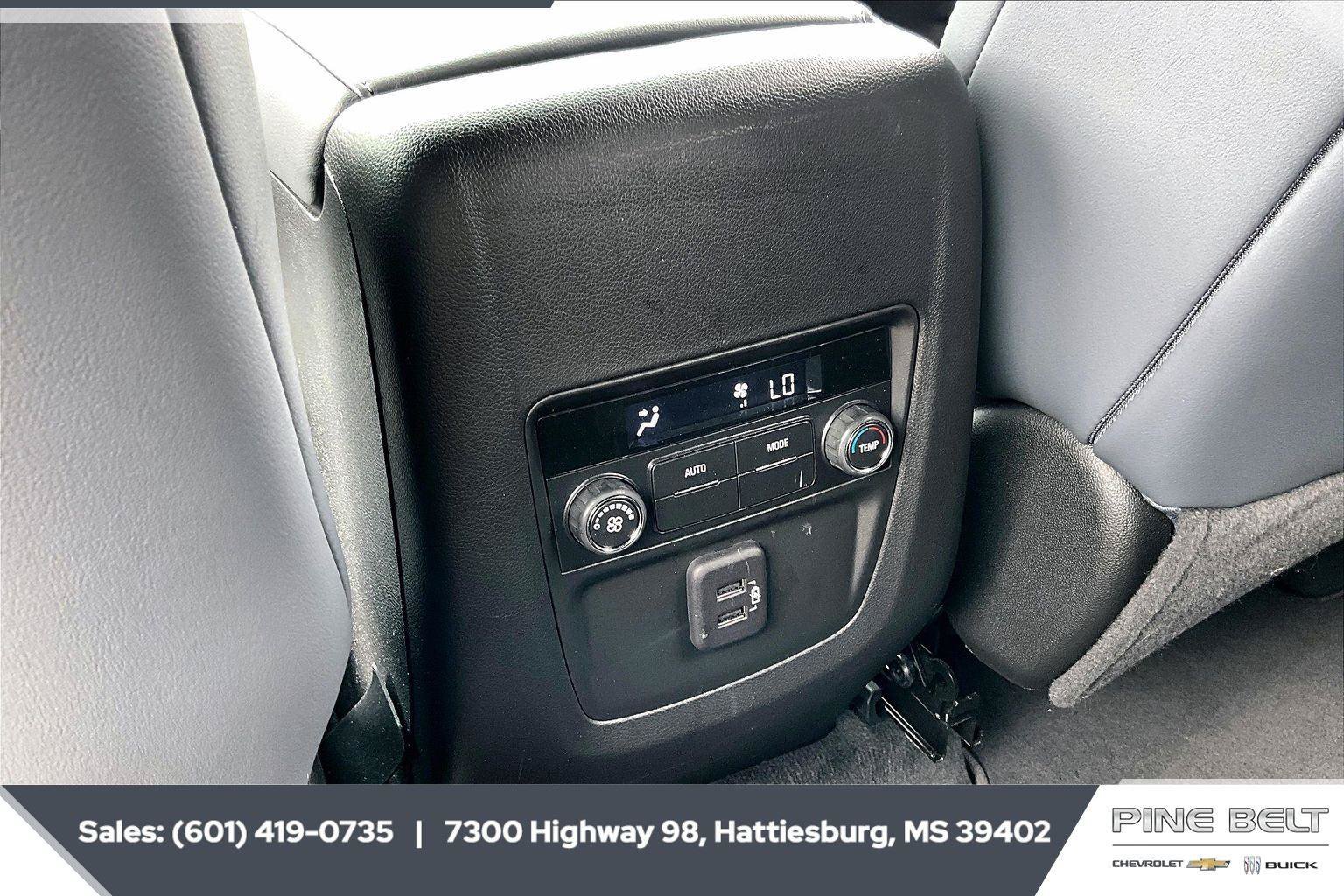 Used 2023 Buick Enclave Essence FWD image 25