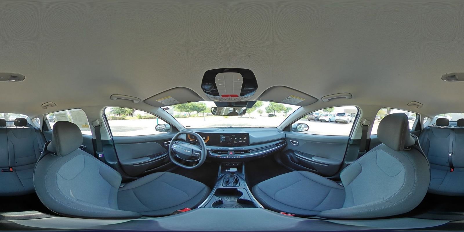 Used 2025 Kia K4 LXS image 44