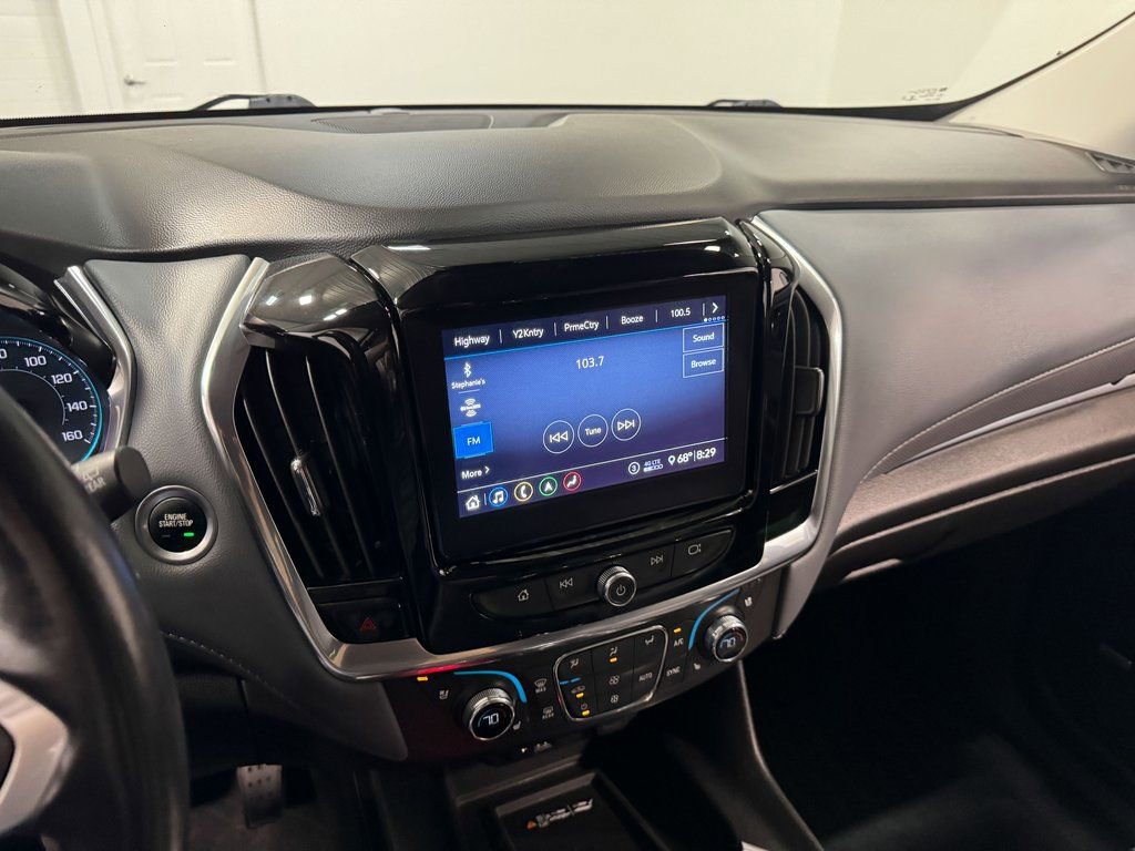 Used 2021 Chevrolet Traverse Premier image 82