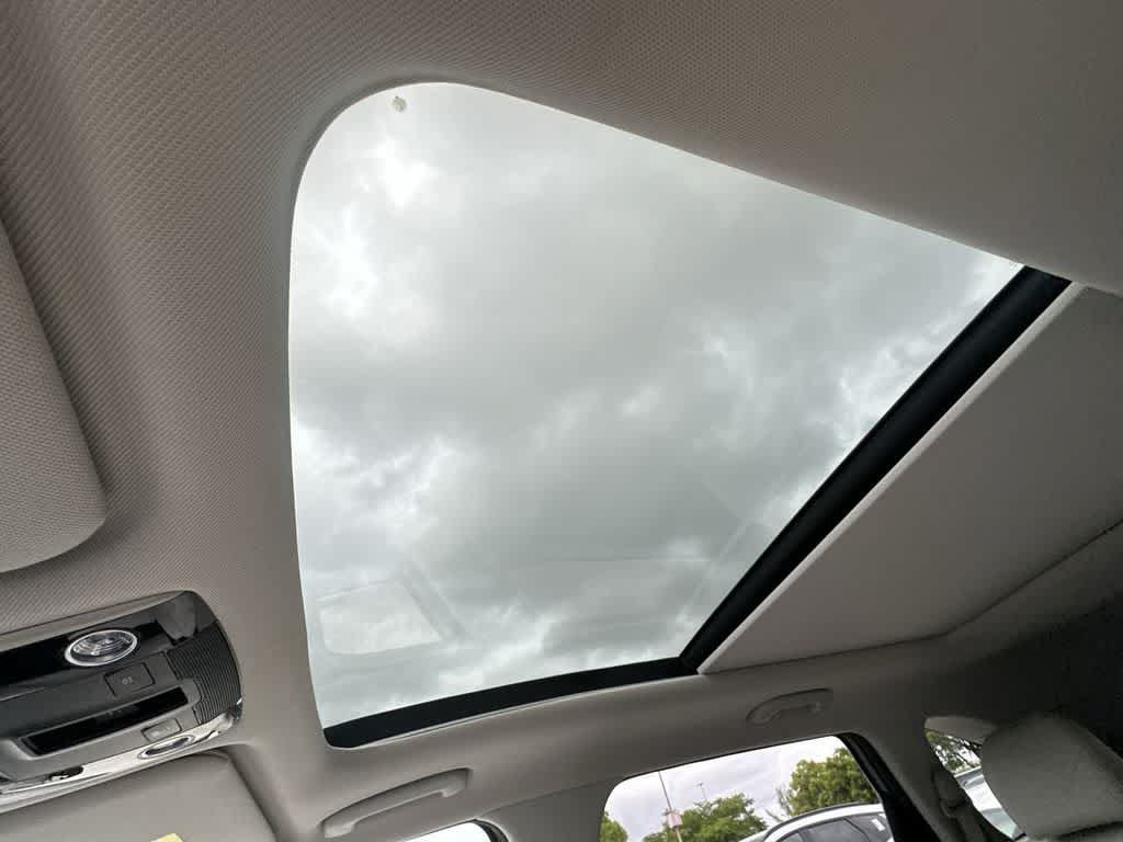 Certified 2024 Kia Sorento S w/ Panoramic Sunroof Package FWD image 24