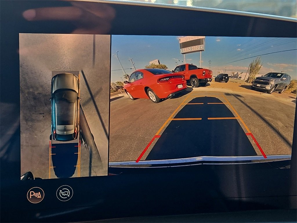 New 2025 Cadillac Lyriq Luxury image 27