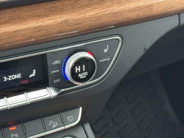 Used 2023 Audi Q5 2.0T Premium w/ Convenience Package image 32