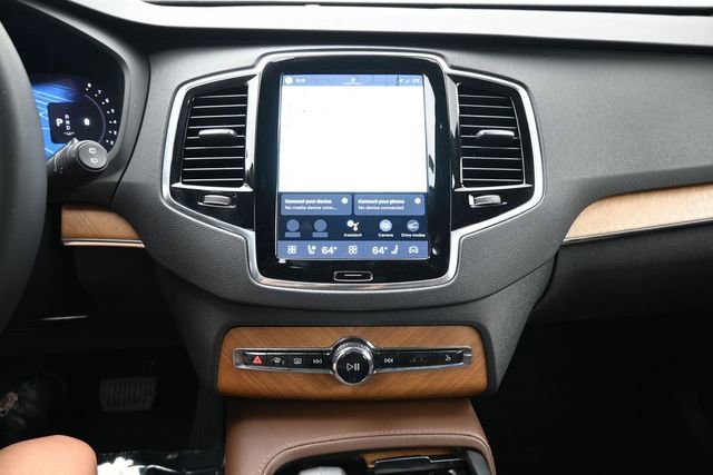 Used 2023 Volvo XC90 B6 Plus w/ Protection Package Premier AWD/4WD image 13