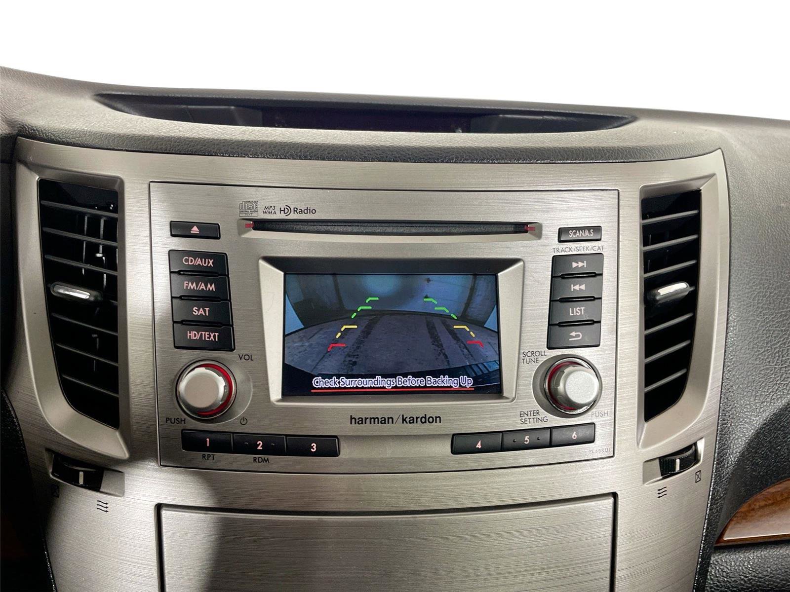 Used 2014 Subaru Outback 2.5i Limited w/ Moonroof Package image 16