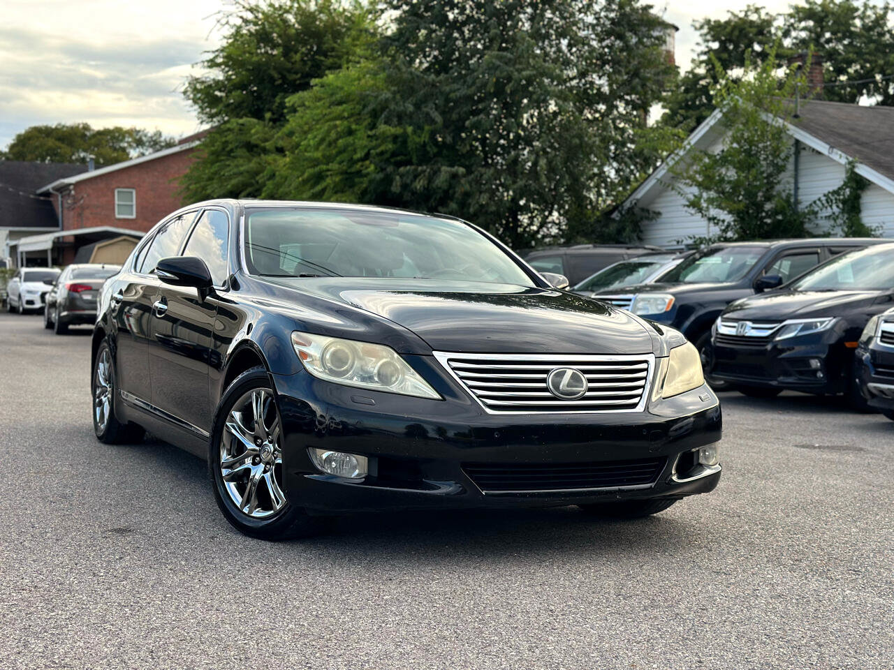 Used 2010 Lexus LS 460 L image 2