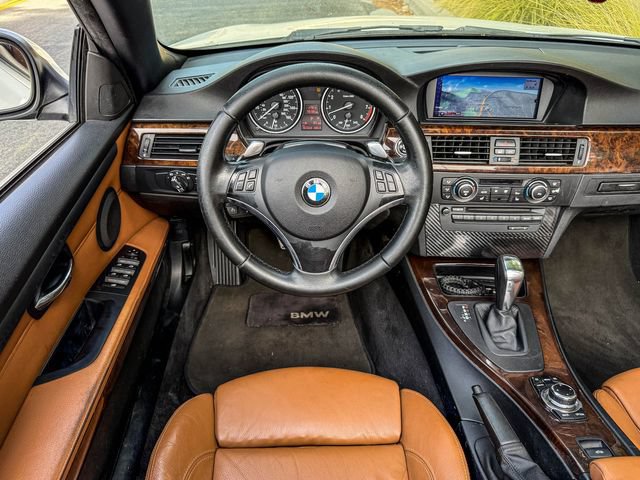 Used 2010 BMW 335i Convertible RWD image 25