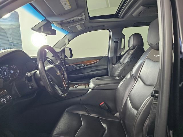 Used 2019 Cadillac Escalade ESV Luxury image 29