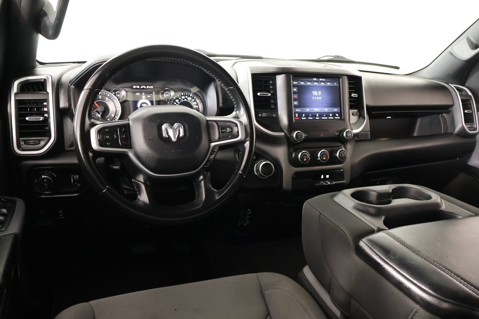 Used 2021 RAM 1500 Big Horn RWD image 2