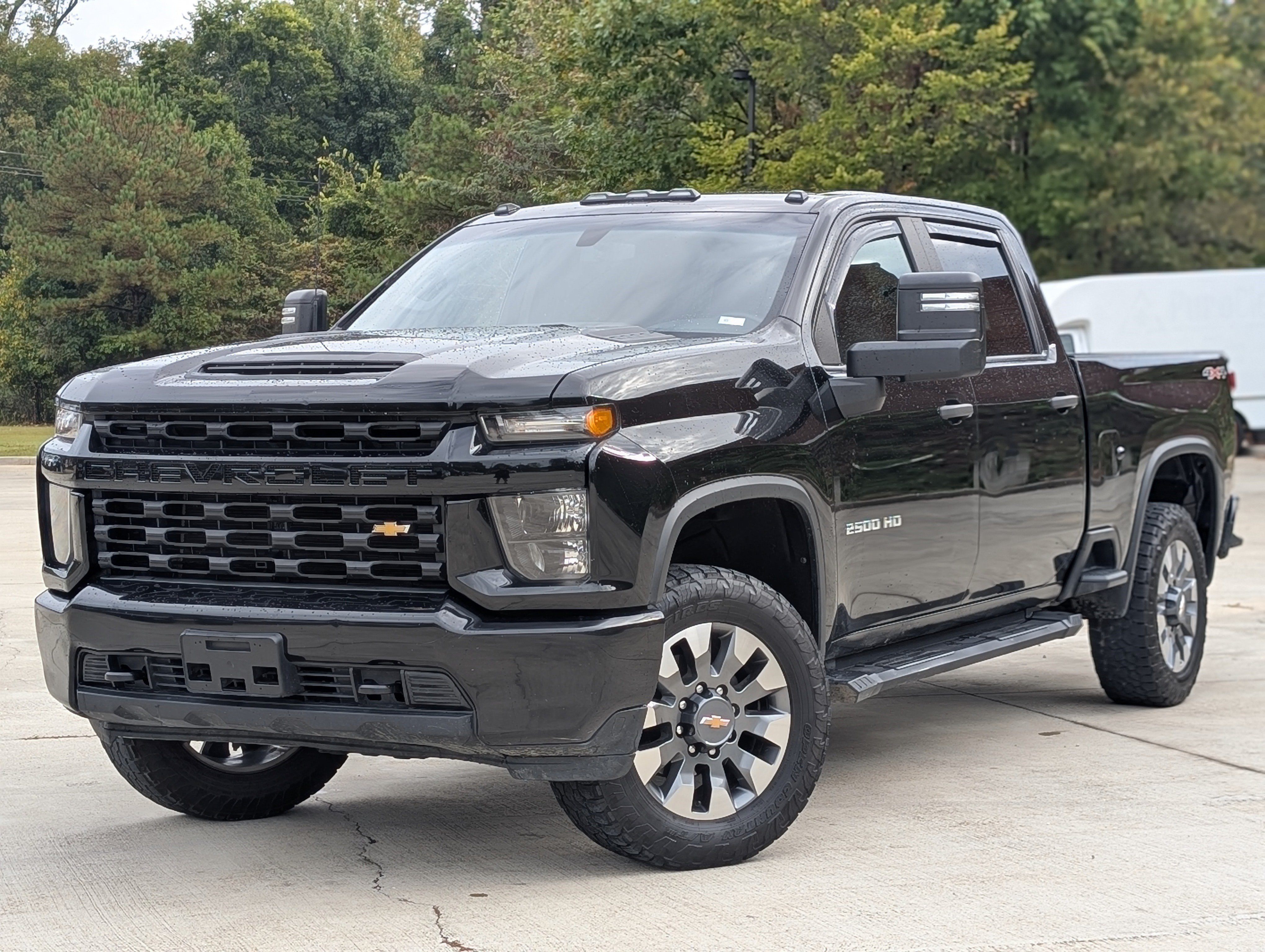 Used 2023 Chevrolet Silverado 2500 Custom w/ Gooseneck/5TH Wheel Package AWD/4WD image 4
