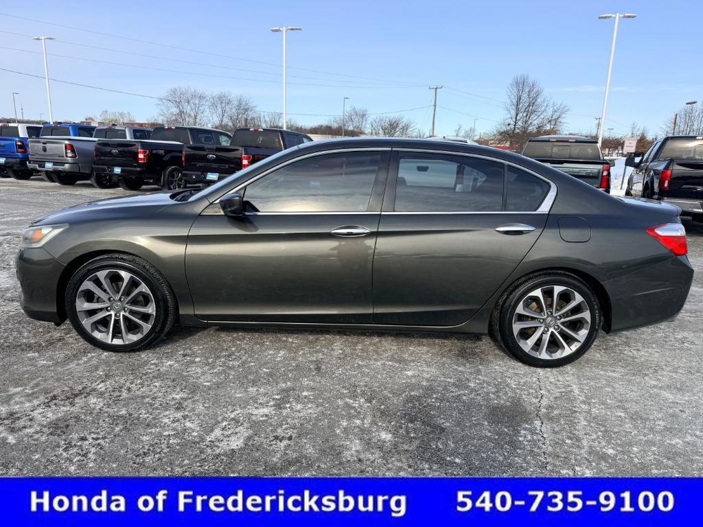 Used 2015 Honda Accord Sport image 3