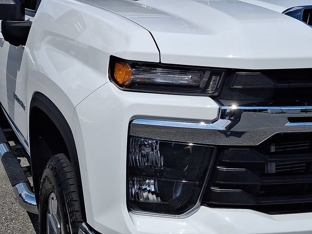 Certified 2025 Chevrolet Silverado 3500 LT w/ All Star Edition AWD/4WD image 9