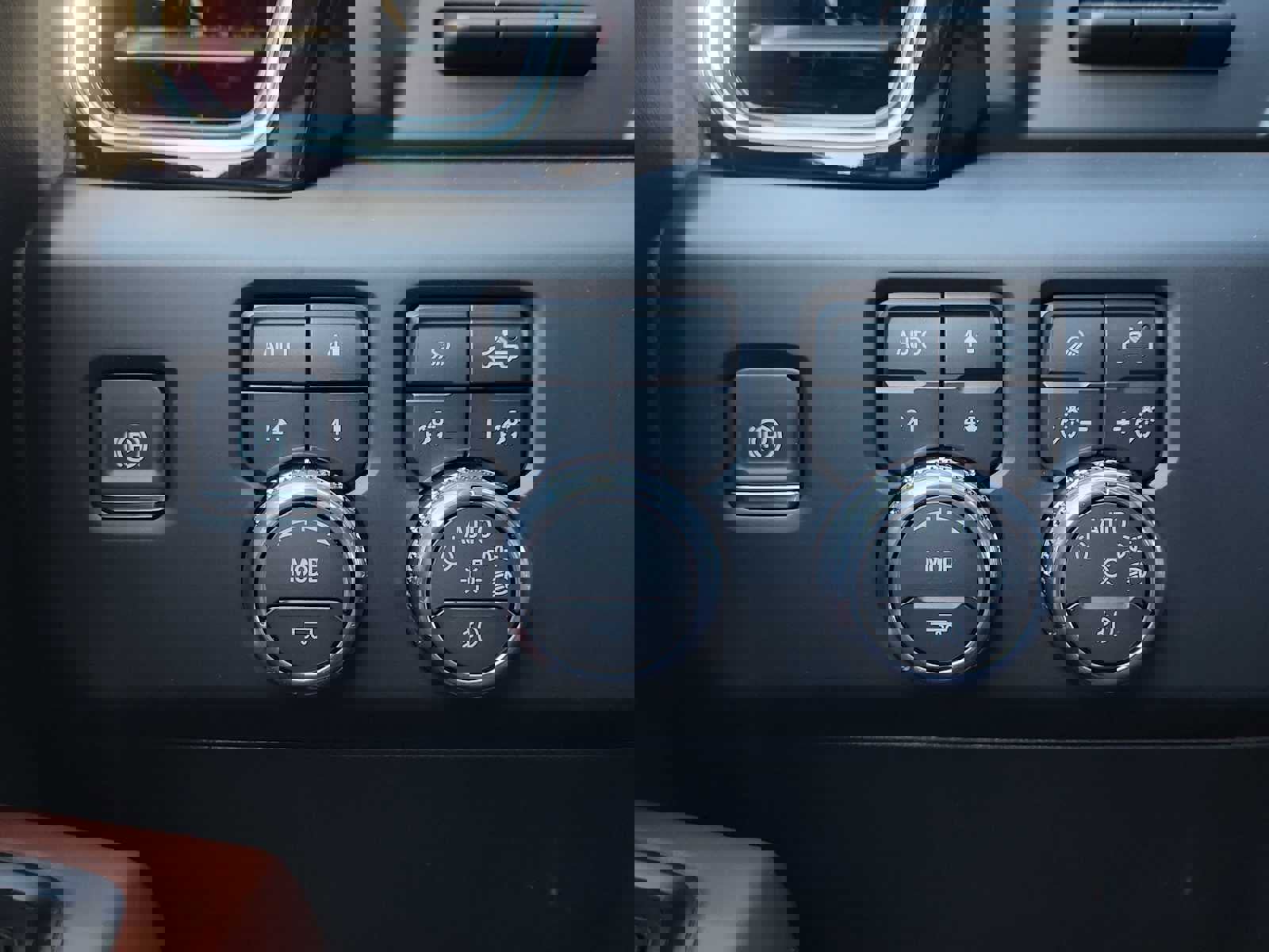 New 2026 GMC Sierra 2500 Denali Ultimate image 24