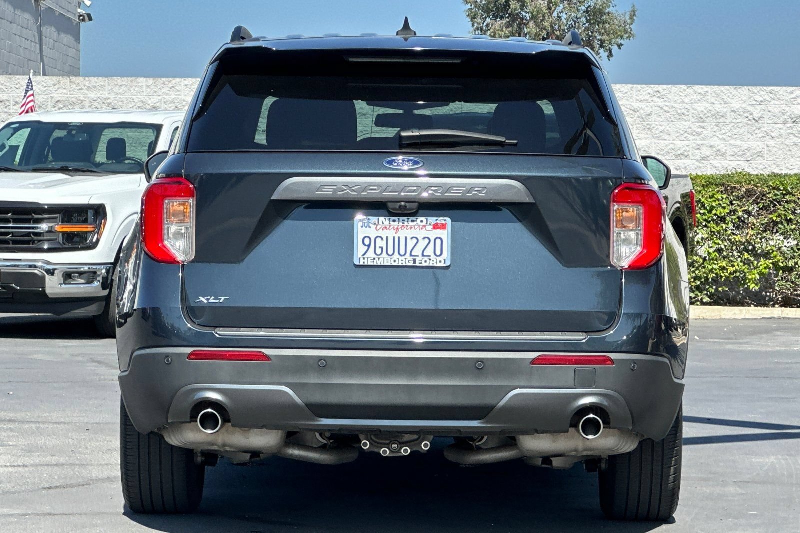 Used 2023 Ford Explorer XLT w/ Equipment Group 202A RWD image 5