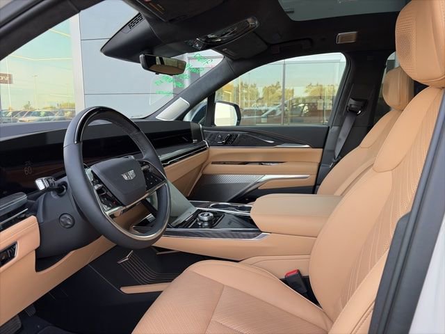 Used 2026 Cadillac Escalade IQ Sport 2 w/ LPO, ONYX Package AWD/4WD image 5
