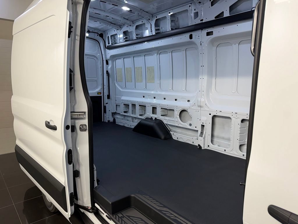 New 2026 Ford Transit 350 148 High Roof Extended RWD image 27