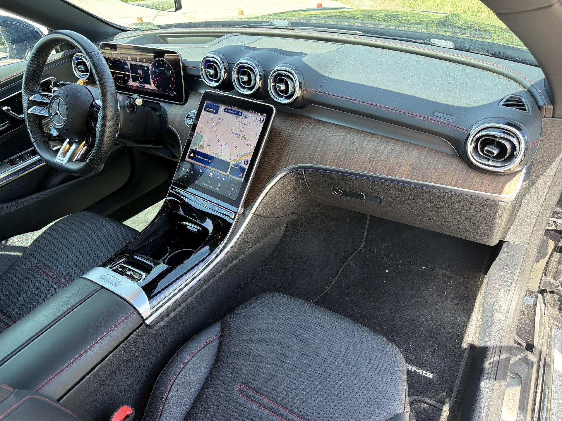 Used 2025 Mercedes-Benz CLE 53 AMG 4MATIC Cabriolet image 17