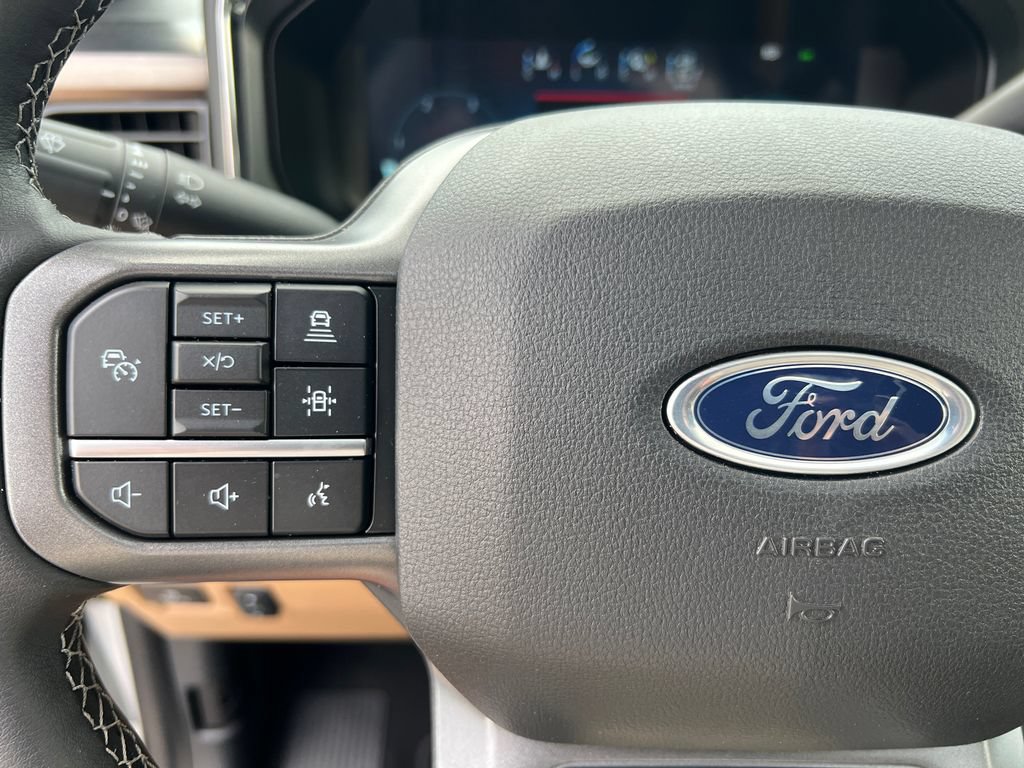 New 2026 Ford F350 Lariat w/ Lariat Ultimate Package AWD/4WD image 36