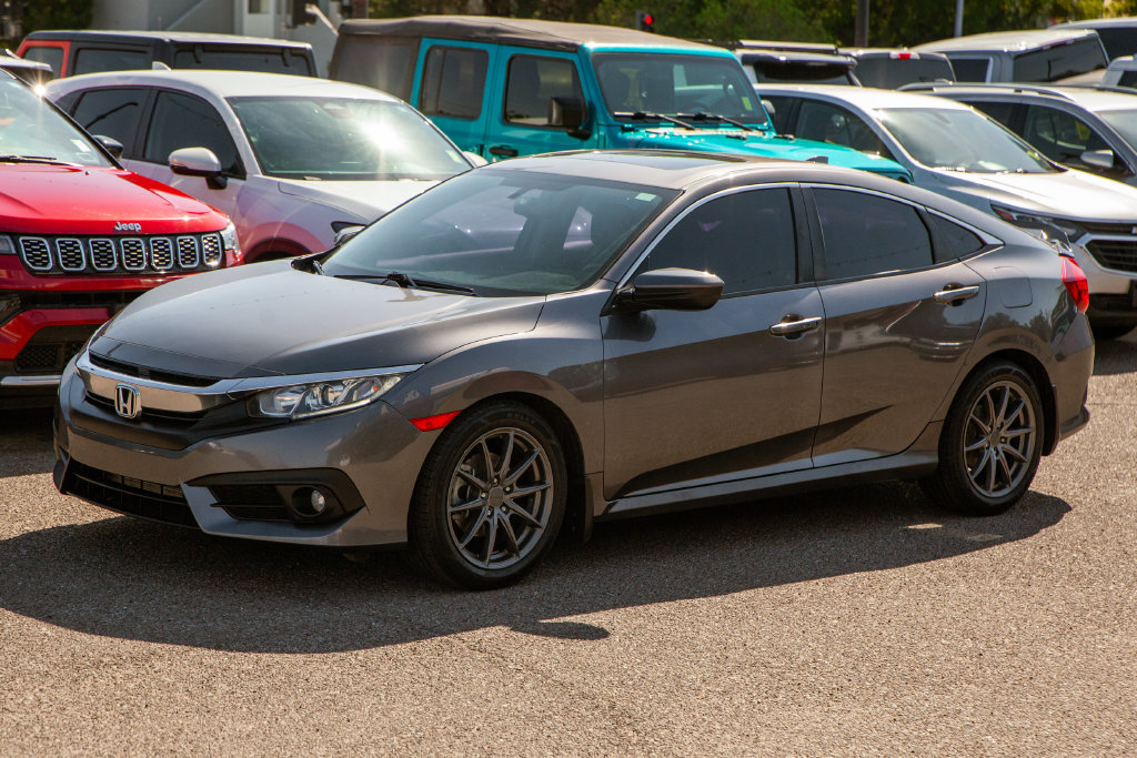 Used 2018 Honda Civic EX-L image 9