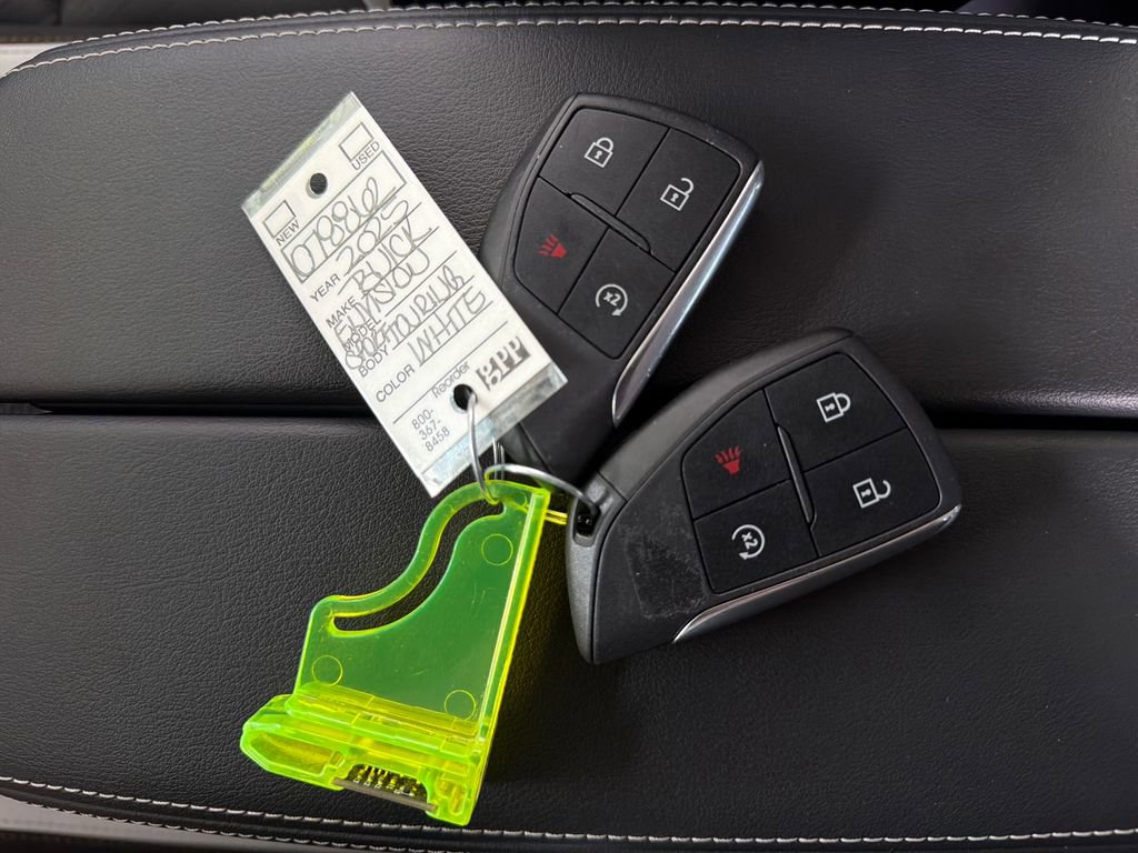 Used 2025 Buick Envision Sport Touring image 37