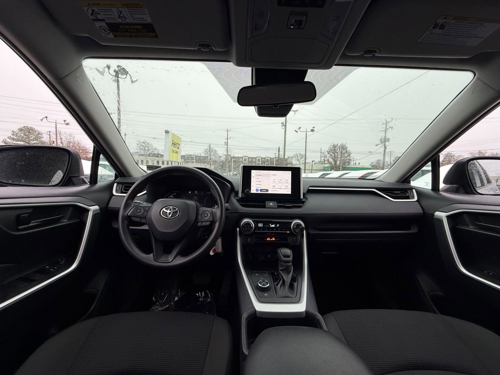Used 2025 Toyota RAV4 LE AWD/4WD image 33