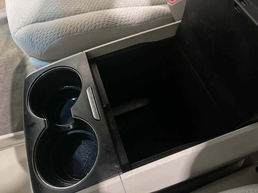 Used 2011 Toyota Sienna LE image 18