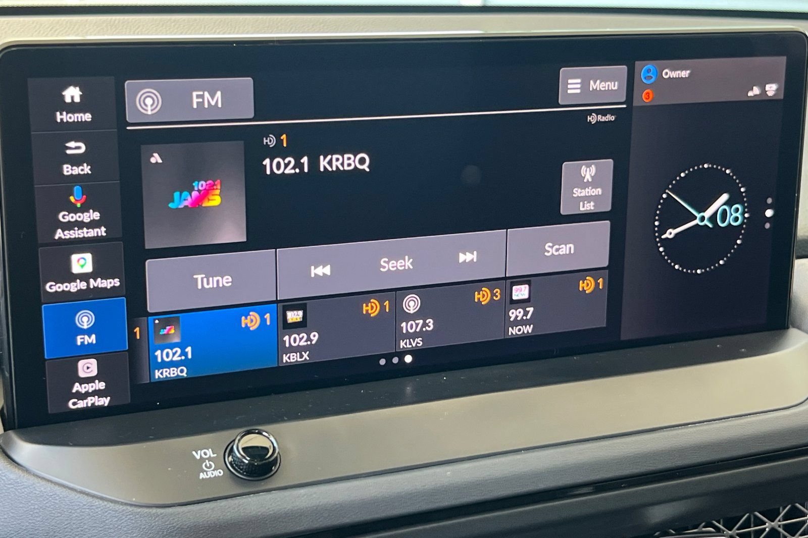 Certified 2023 Honda Accord Touring image 18