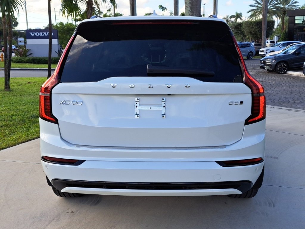 New 2026 Volvo XC90 B6 Ultra w/ Protection Package Premier image 4