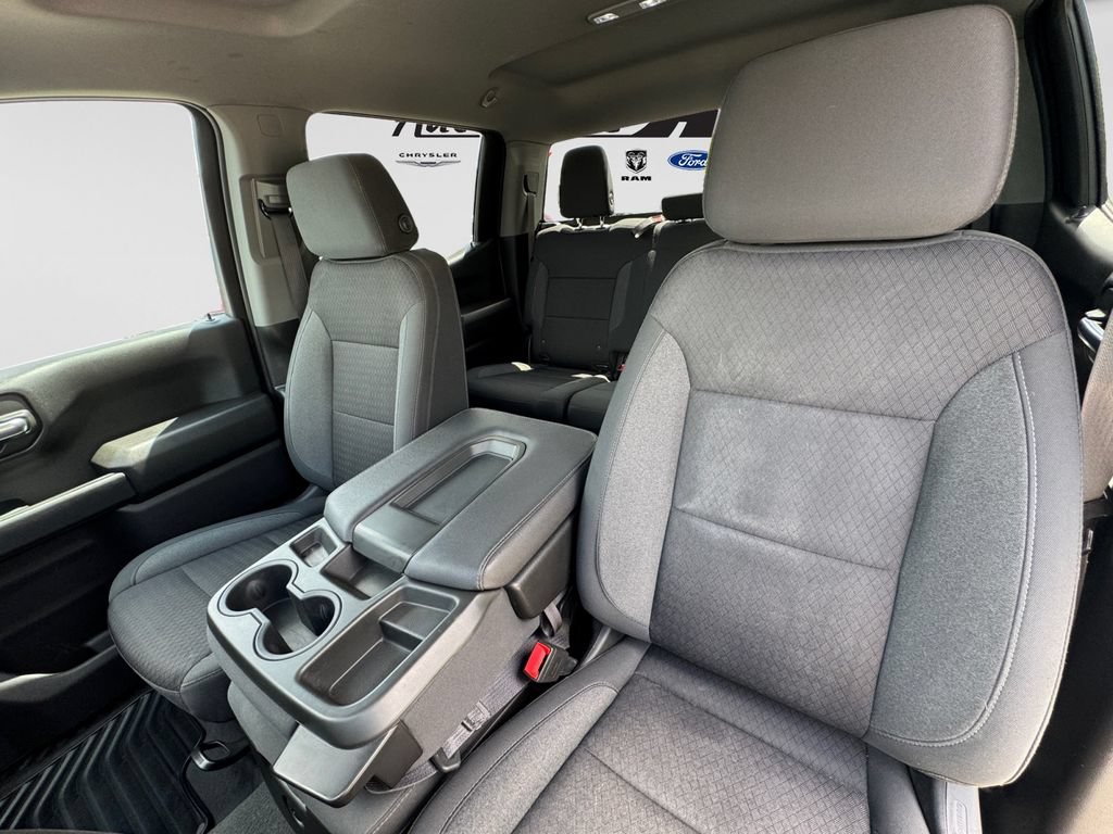 Used 2023 Chevrolet Silverado 1500 Custom AWD/4WD image 19