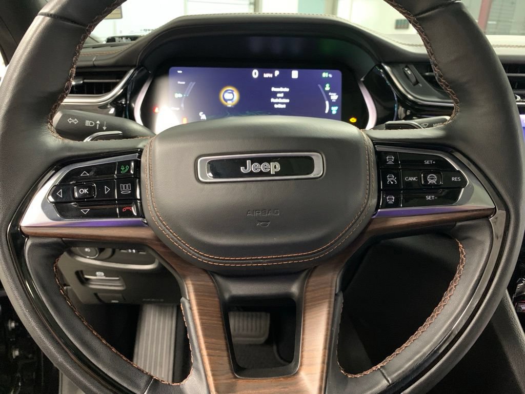 Certified 2023 Jeep Grand Cherokee Summit w/ Advanced Protech Group IV AWD/4WD image 23