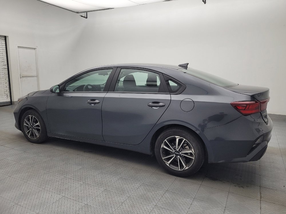 Used 2022 Kia Forte LXS w/ LXS Technology Package image 3