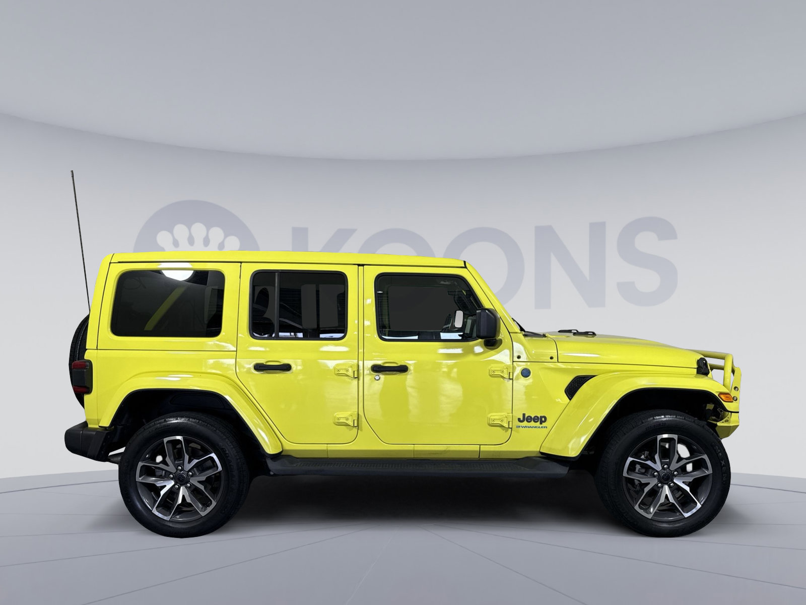 Used 2024 Jeep Wrangler Unlimited w/ Convenience Group AWD/4WD image 8