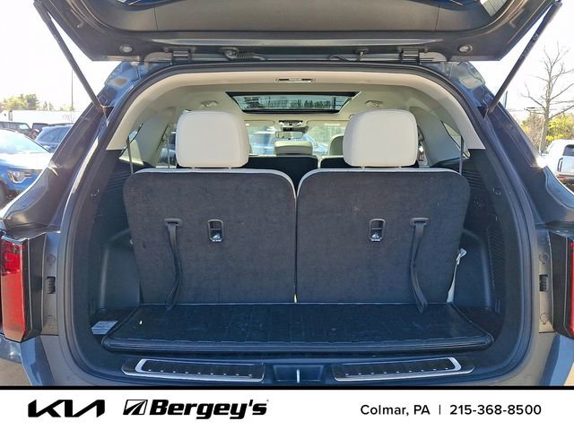 Used 2023 Kia Sorento S w/ Panoramic Sunroof Package image 34