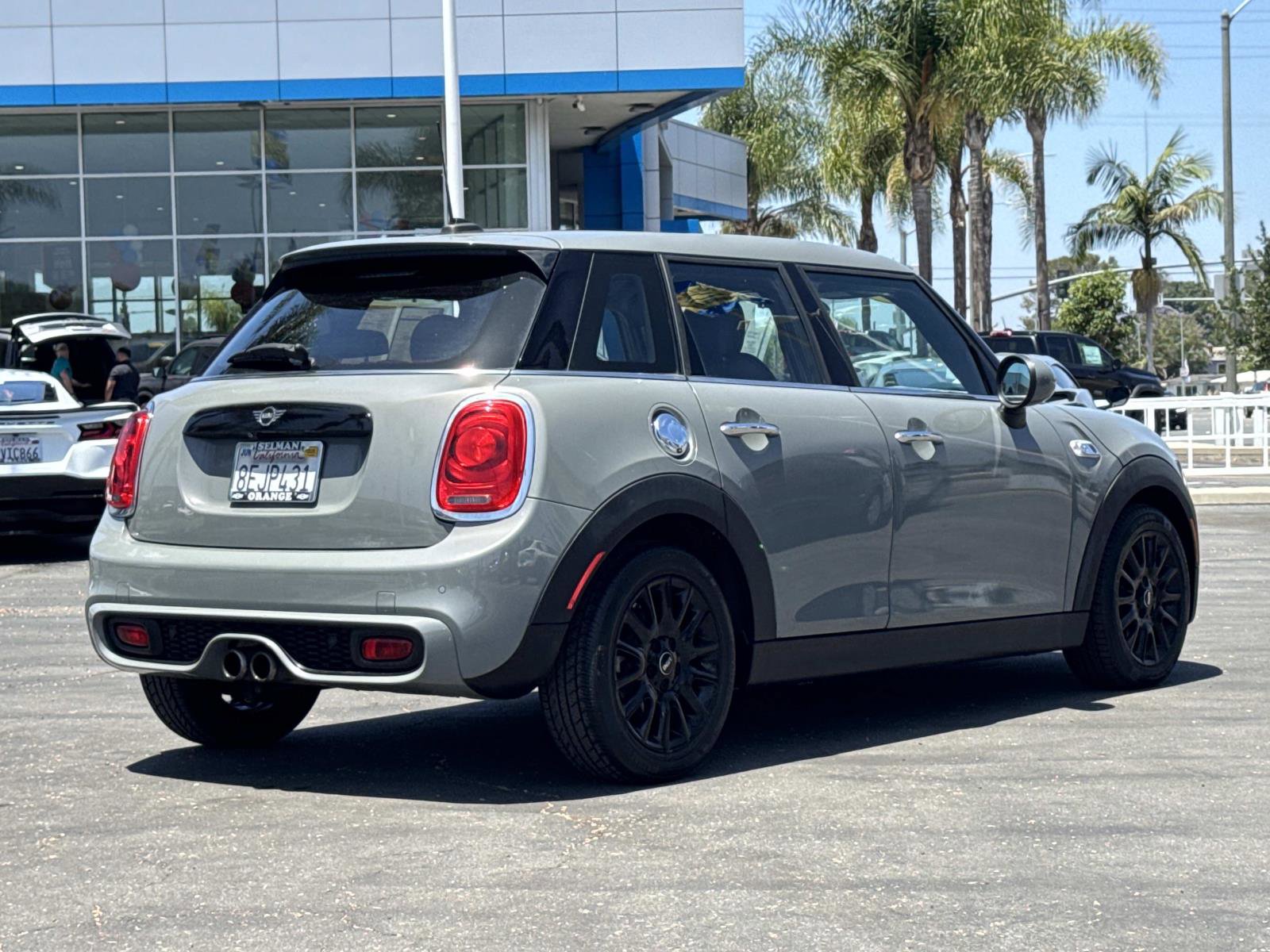 Used 2019 MINI Cooper S w/ Signature Upholstery Package FWD image 5