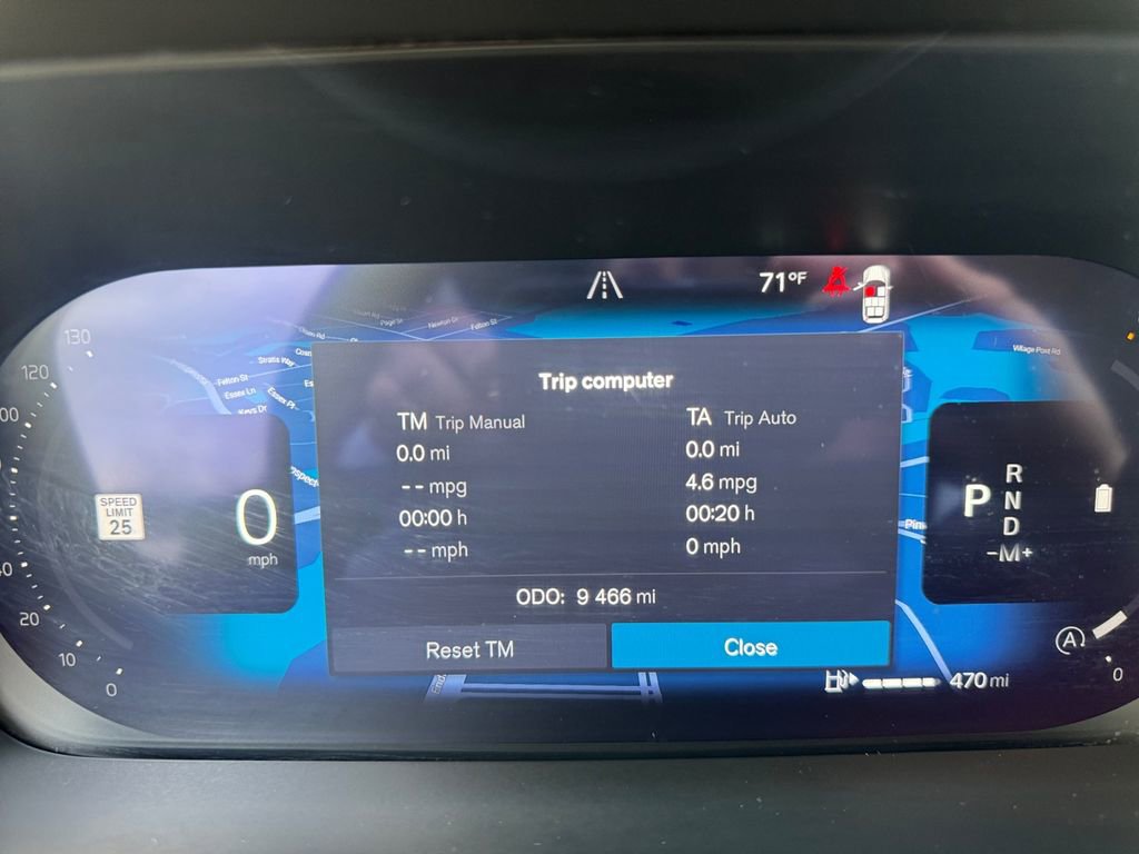 Certified 2025 Volvo XC90 B5 Plus image 25