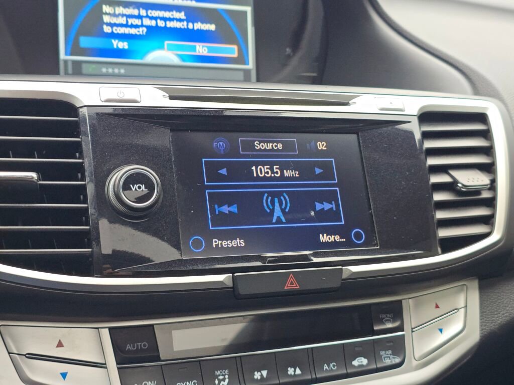 Used 2014 Honda Accord Touring image 27