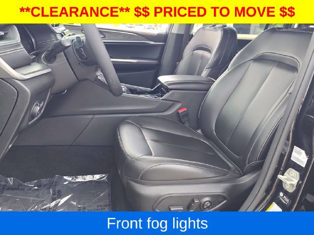 Used 2023 Jeep Grand Cherokee L Limited w/ Black Appearance Package AWD/4WD image 21