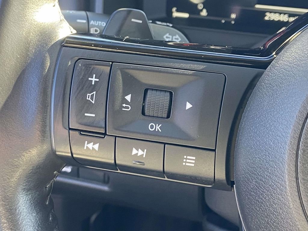 Used 2024 Nissan Rogue SL image 19